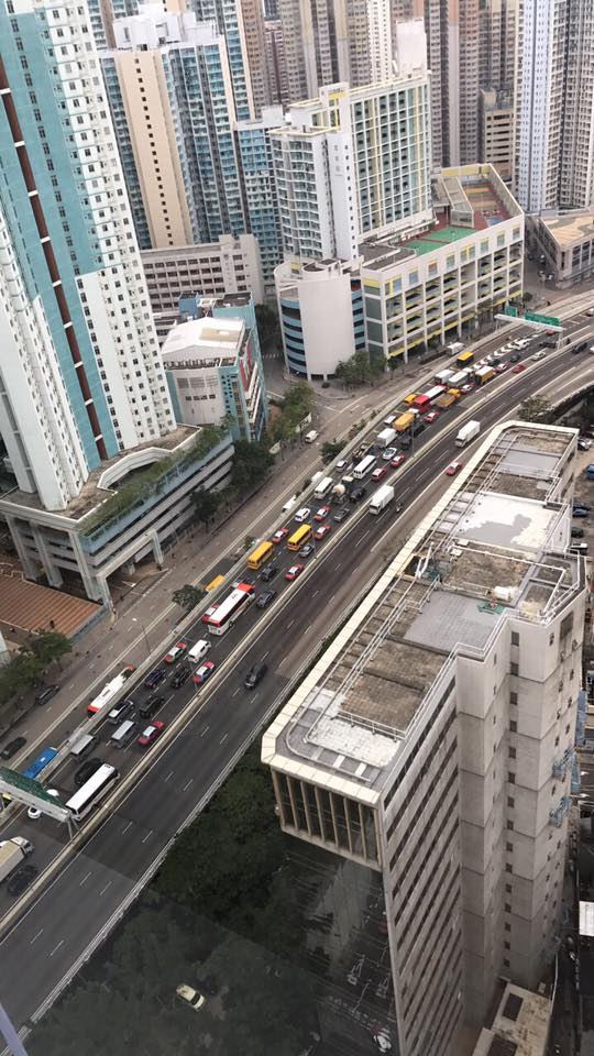 東區走廊交通擠塞,網民Yiu Mung圖片