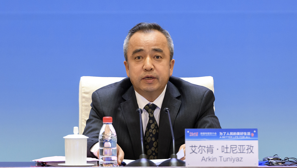 英國外交部指新疆自治區主席吐尼亞孜取消訪英計劃。