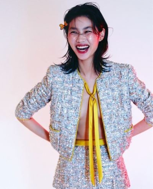 鄭浩妍本身係模特兒。