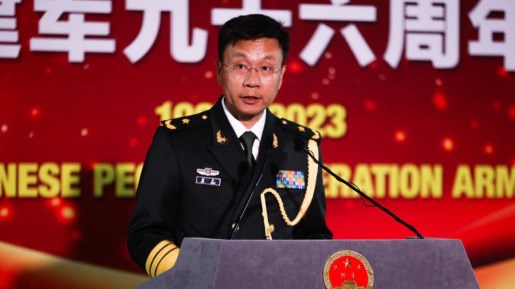 中国驻美武官刘展少将。