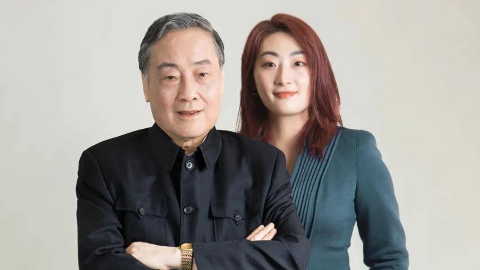 娃哈哈集團創辦人宗慶後與女兒宗馥莉。（中國企業家雜誌圖片）