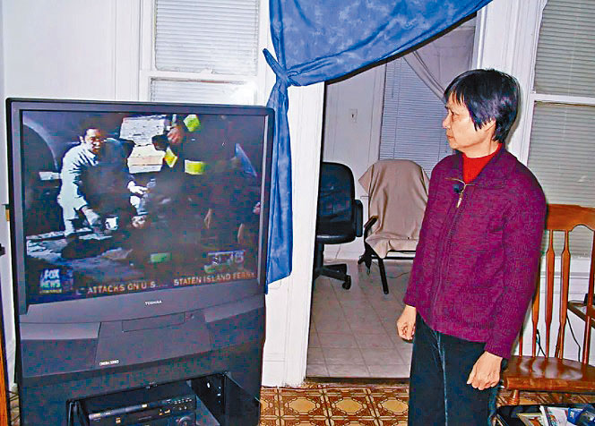 ■岑娇娴见到爱儿曾喆的最后一面，就是在电视放映曾喆葬身灾场前抢救人的场面。