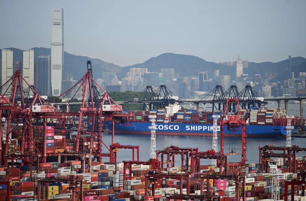 林世雄指香港绝对有能力进一步提升香港港口竞争力。资料图片