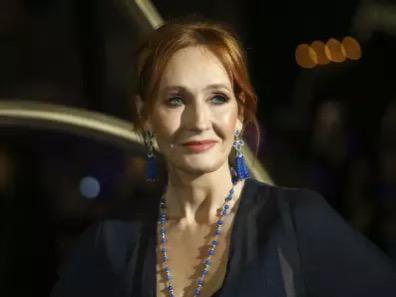羅琳直言2022年愛瑪在BAFTA的言論,成為她們交惡的轉捩點。 羅琳直言2022年愛瑪在BAFTA的言論,成為她們交惡的轉捩點。
