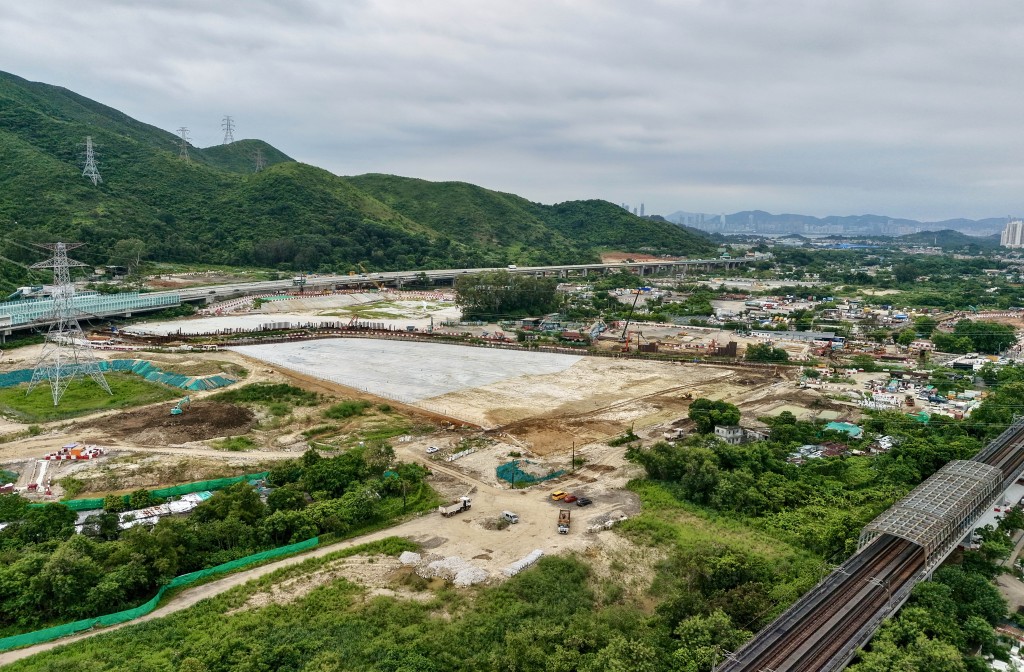 《五年規劃》對北部都會區的新指引,新指引強調以「北都大學城」為主線發展。 《五年規劃》對北部都會區的新指引,新指引強調以「北都大學城」為主線發展。