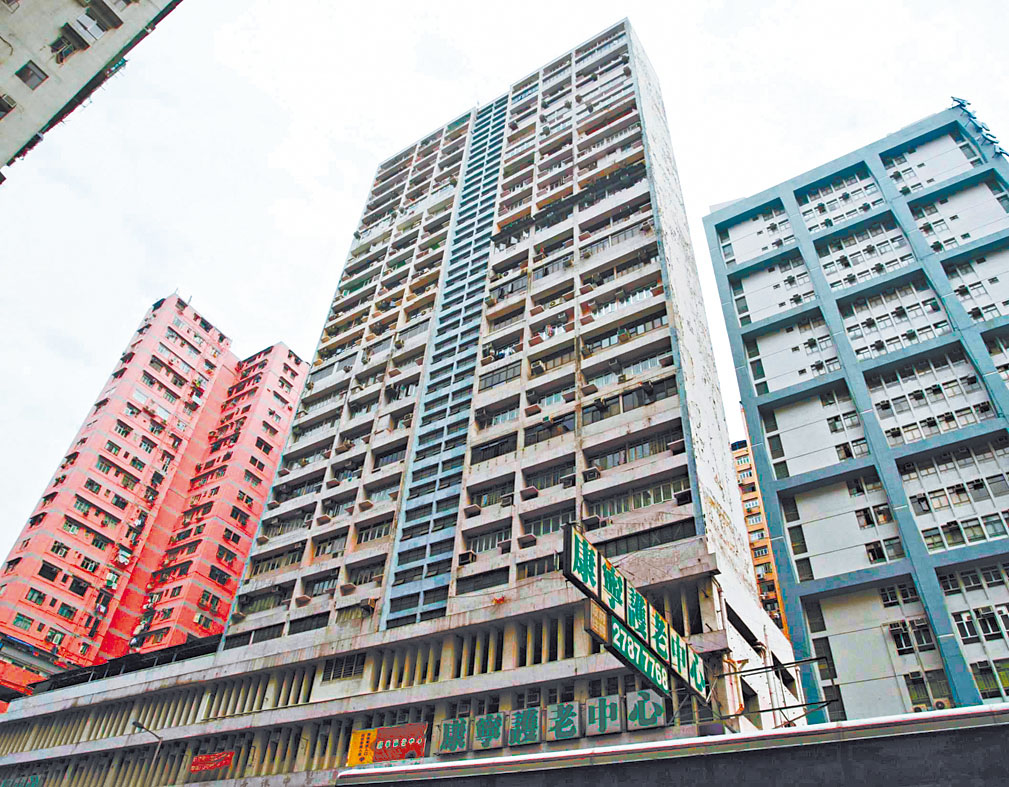 何文田冠華園銀主單位搶高至1200萬成交。