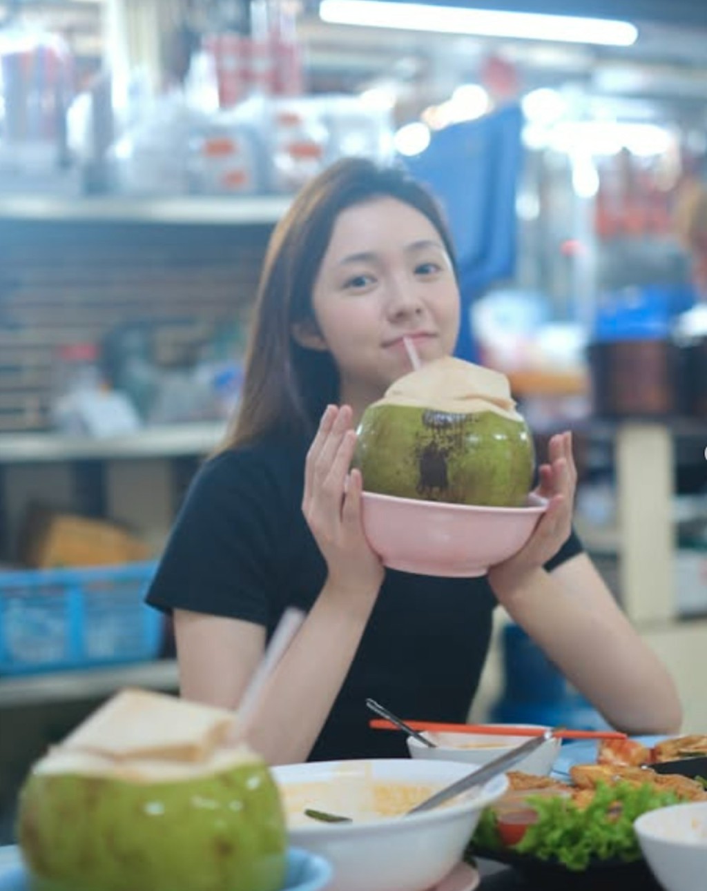 李海銅讀藝訓班時,曾被稱為「班花」。 李海銅讀藝訓班時,曾被稱為「班花」。
