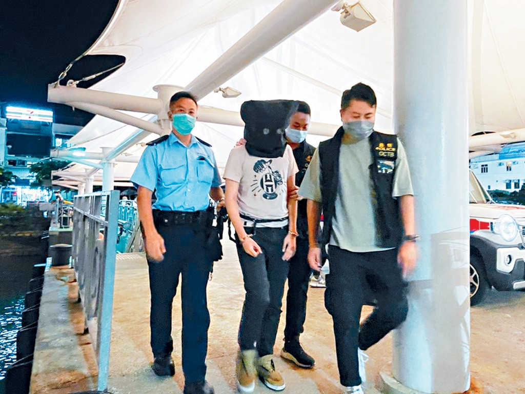 24歲男學生張敏懷於2022年被捕,法官直斥他把輕度智障事主帶到機場的行為「醜惡」。