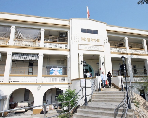 事主清醒被送往長洲醫院治理。
