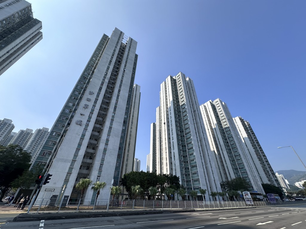 首置客468万入市沙田第一城2房,原业主持货年半转手获利68万。 首置客468万入市沙田第一城2房,原业主持货年半转手获利68万。