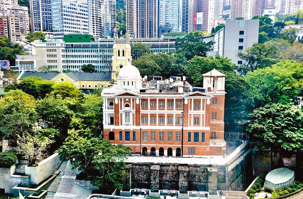 亞非法協在前終審庭這個古蹟也是爆紅打卡熱點。