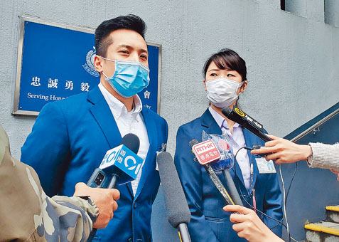 ■何彥鋒署理警司（左）及高級督察甄皓妍講述破案經過。