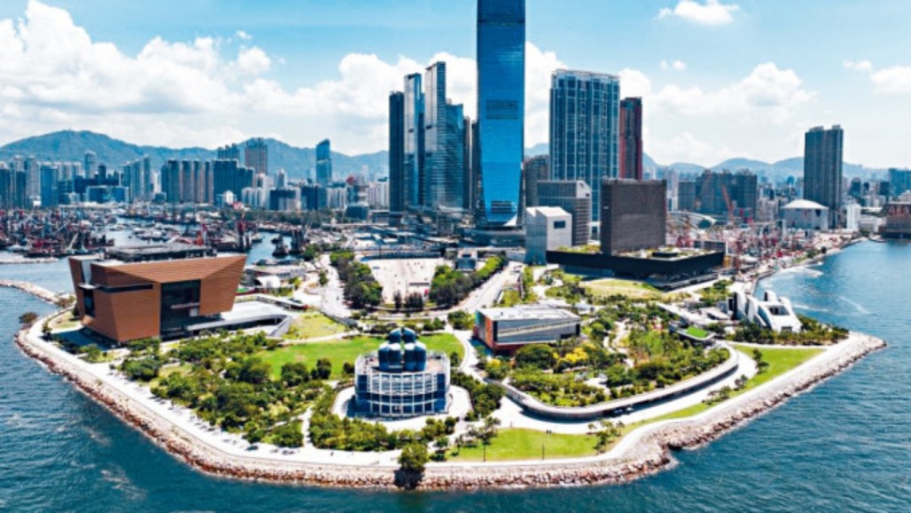 西九發展一直採用城市公園佈局概念,文化區內鼓勵訪客以步行方式。資料圖片 西九發展一直採用城市公園佈局概念,文化區內鼓勵訪客以步行方式。資料圖片