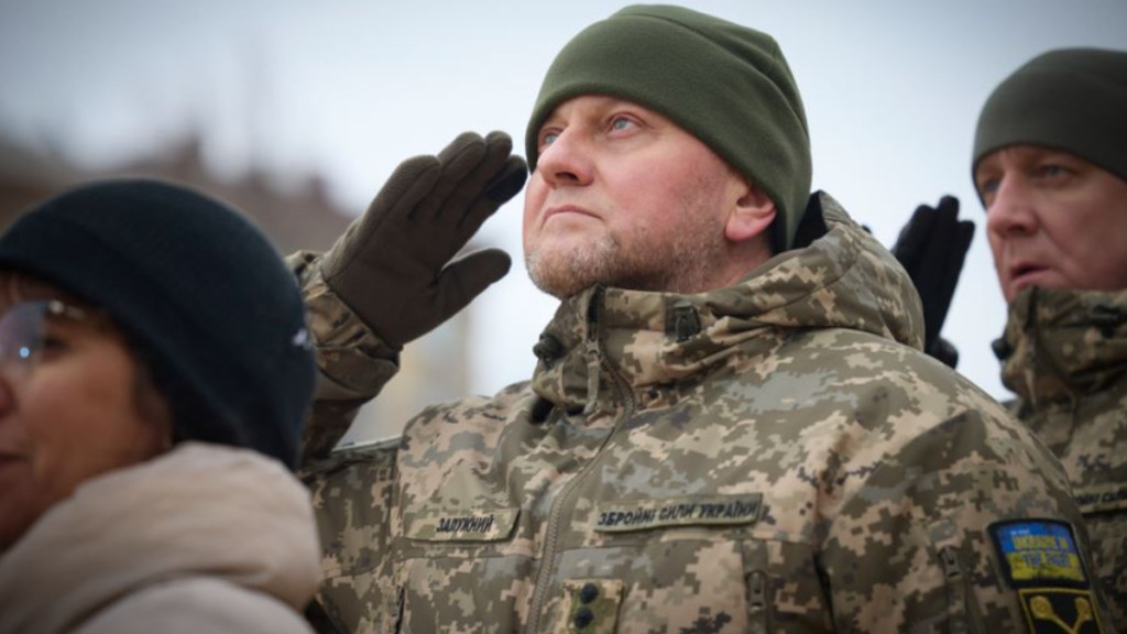 2023年2月24日，烏克蘭武裝部隊總司令扎盧茲尼（Valery Zaluzhny）出席在烏基輔舉行的俄烏戰爭一周年紀念活動。（美聯社）