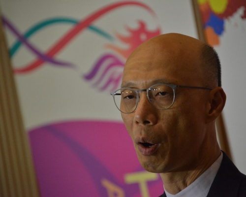 黃表示回收物料方面，政府已製訂「香港資源循環藍圖」。