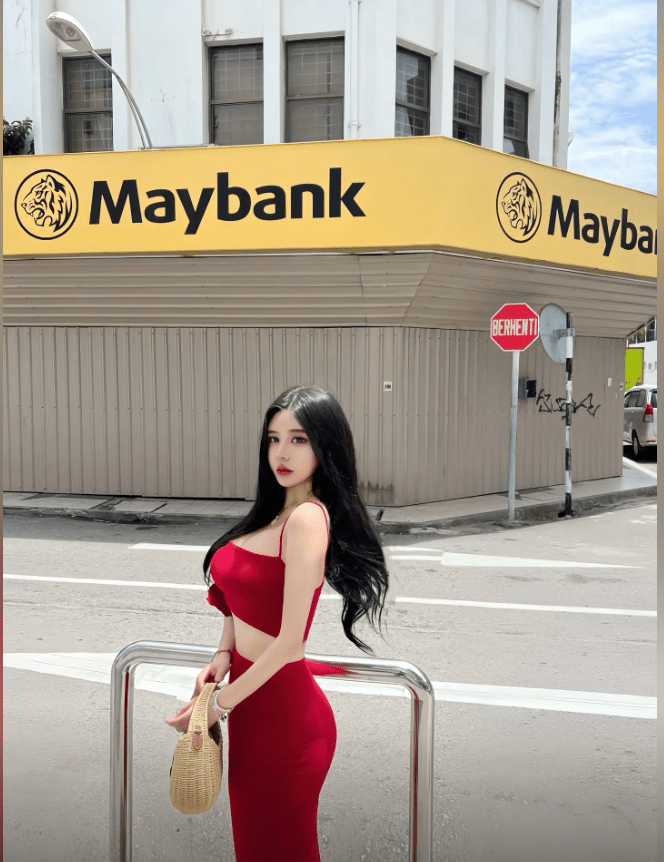 这间Maybank分行变成网红打卡热点。（抖音）