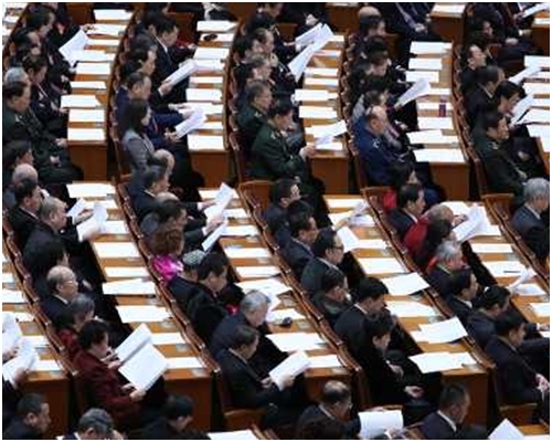 為回應國務院總理李克強的工作報告,政協工作報告加入了堅持反對「港獨」行徑的內容。新華社