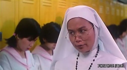 杜麗莎早年參演很多影視作品,包括《蓋世豪俠》、《開心鬼》、《富貴再三逼人》及《行運超人》等,喜感十足令人留下深刻印象。 杜麗莎早年參演很多影視作品,包括《蓋世豪俠》、《開心鬼》、《富貴再三逼人》及《行運超人》等,喜感十足令人留下深刻印象。