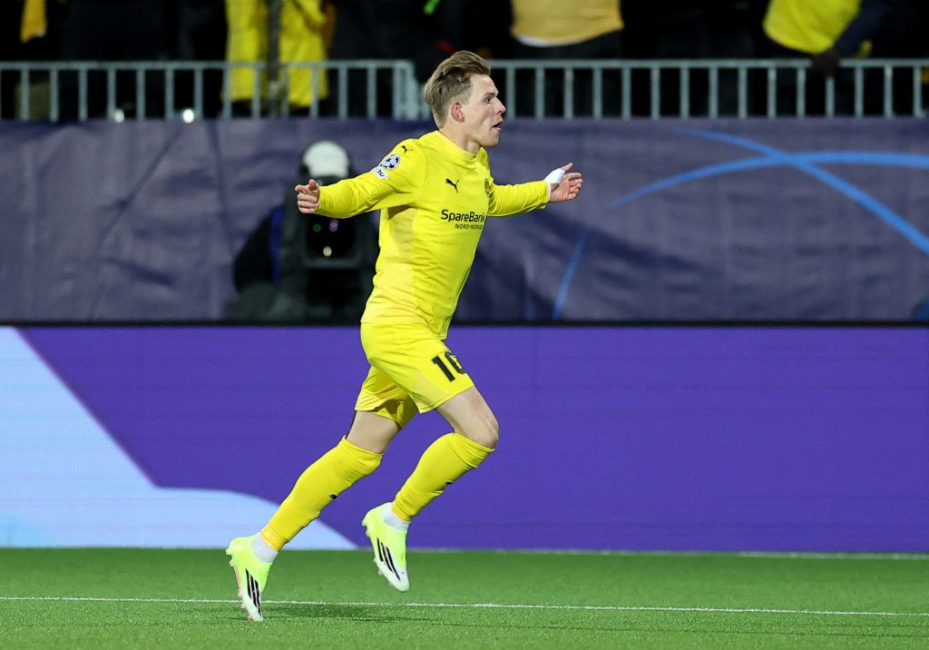 赞斯侯基(Jens Hauge)对热刺、多蒙特、曼城和国米，都有入球进帐。路透社