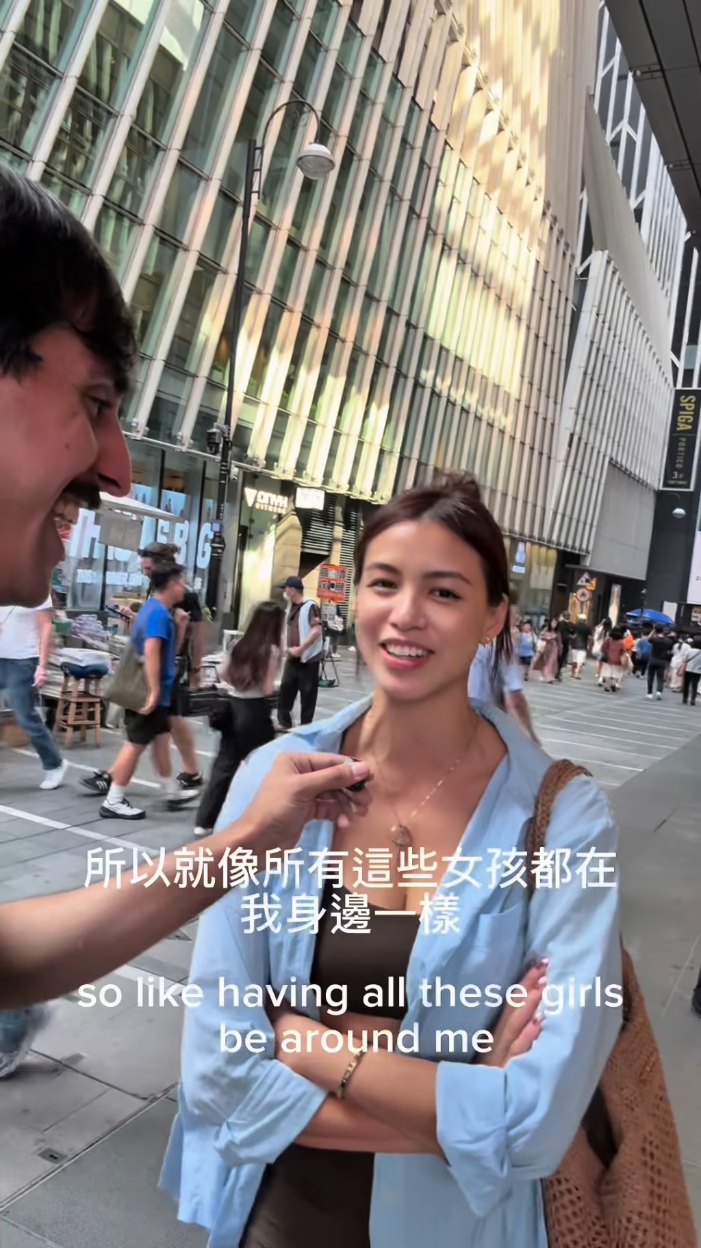 不少網民都指雷莊𠒇於片中十分自然，顏值亦高。