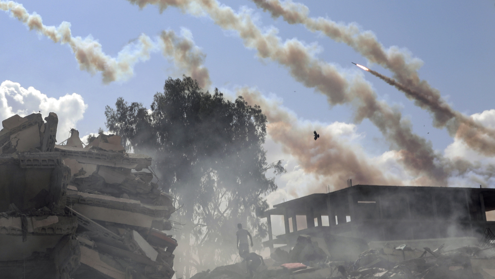 斥哈马斯违反停火协议  以军恢复战斗再空袭加沙。 美联社
