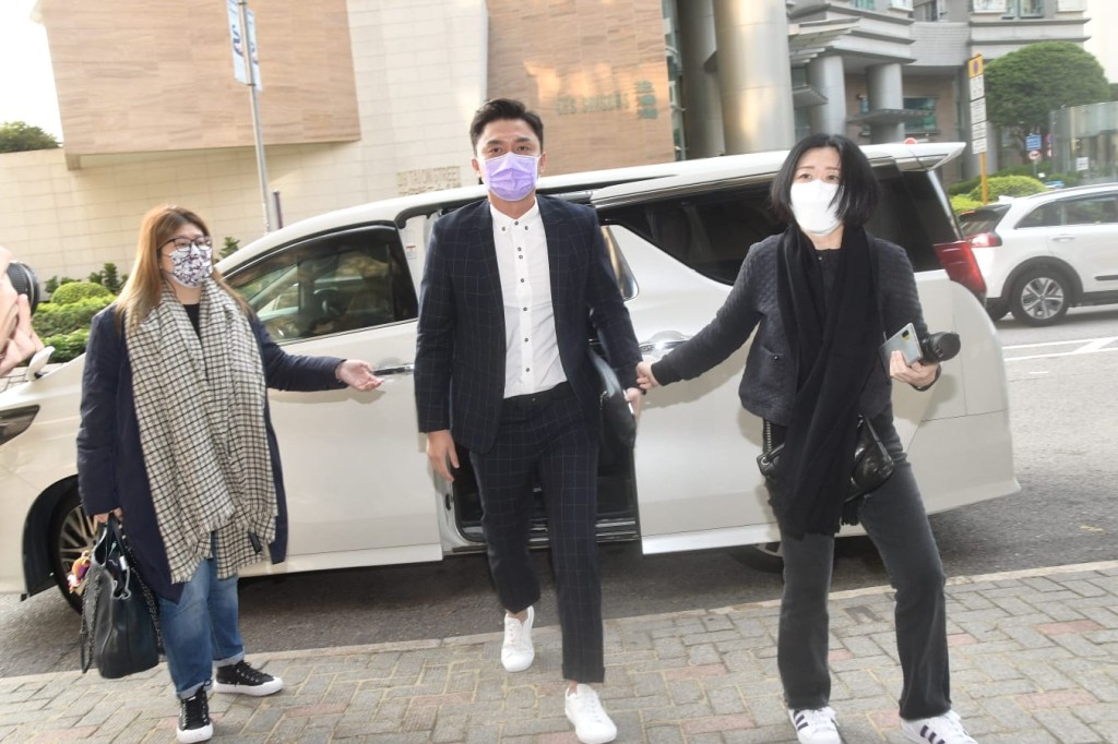 兩名經理人也有陪同楊明出席。
