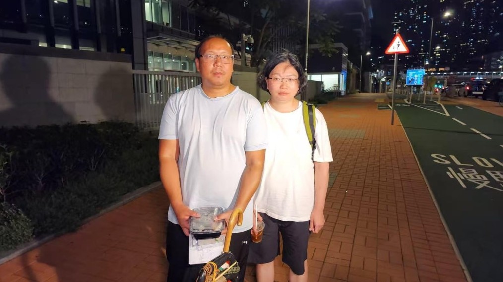 Danny父母曾先生及關小姐。 Danny父母曾先生及關小姐。
