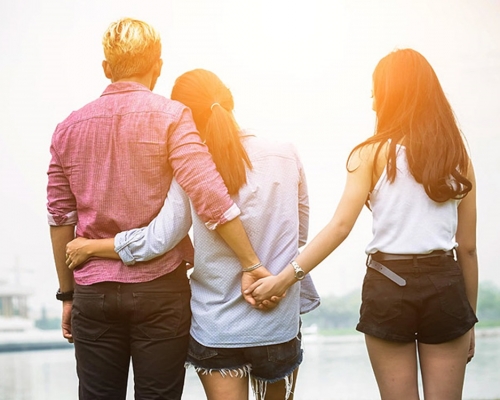 一名網民的男友見家長後愛上妹妹,更提出分手。網圖