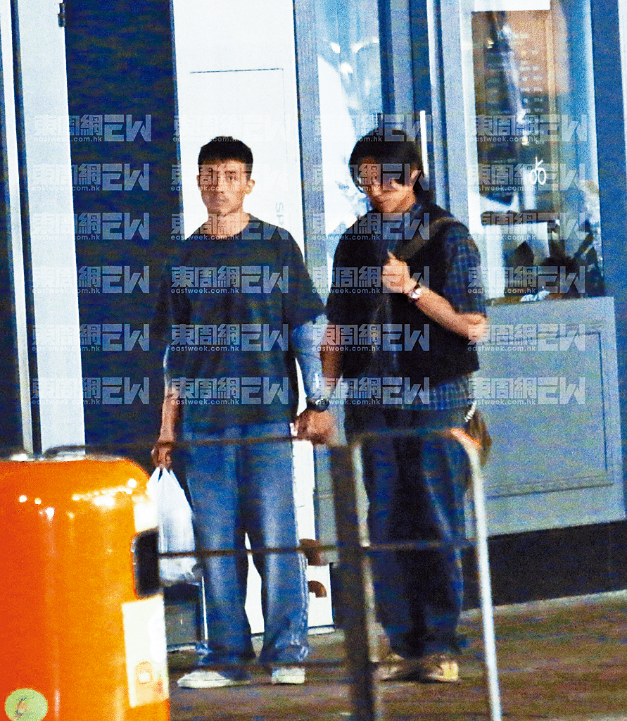 AK、ANSONBEAN為新戲拍外景，期間十指緊扣兼打情罵俏。