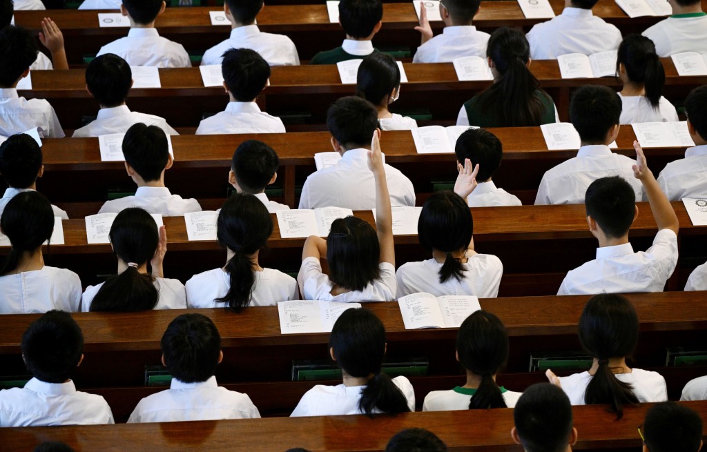 有7成本地学生会在堂上使用AI聊天工具。资料图片 有7成本地学生会在堂上使用AI聊天工具。资料图片