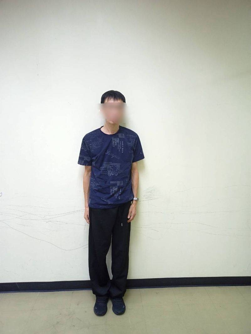 台灣邱姓男子，涉嫌在泰國機場將多隻野生動物藏在身上，企圖偷運出境返台。 泰國國家公園、野生動植物保護部