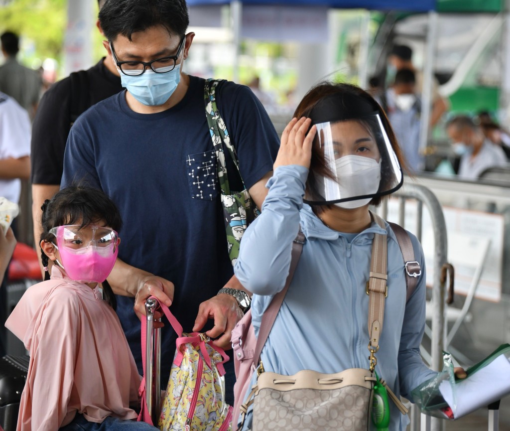 謝邱安儀期望政府盡快就兩岸通關與內地達成共識，並放寬與內地免檢疫通關。資料圖片