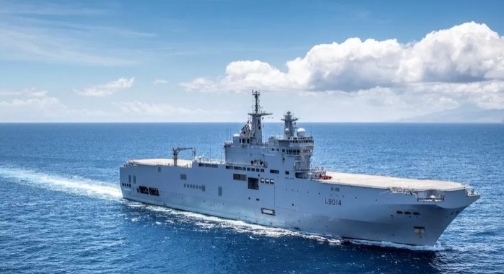 法國「龍捲風號」能運載軍用直升機。網上圖片