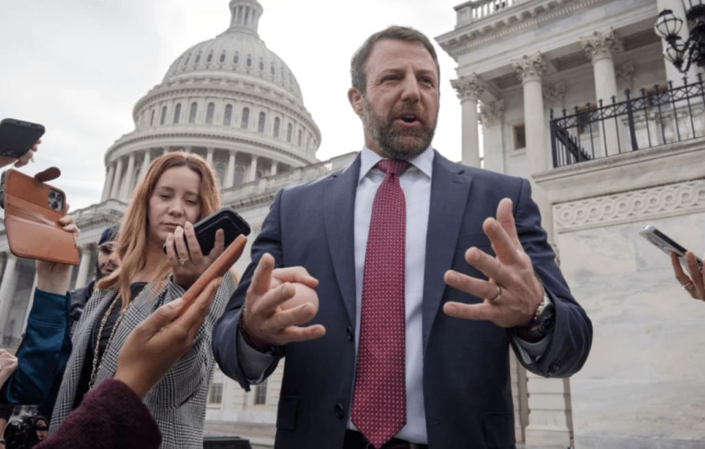 特朗普提名奧克拉荷馬州共和黨參議員馬林（Markwayne Mullin）接掌國土安全部。美聯社