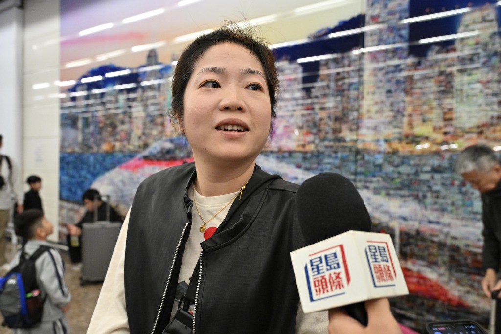 洪小姐趁假期帶兒子到珠海長隆飛船樂園遊玩。