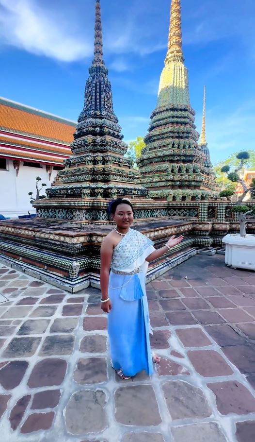 軒梓在泰國游水3日曬成「朱古力」成為網上熱話。