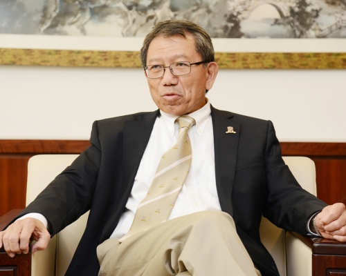 段崇智表示在過去一年增加了與學生的交流。資料圖片