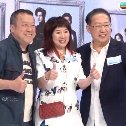 梅小青與丈夫劉家豪是TVB前「金牌監製」。