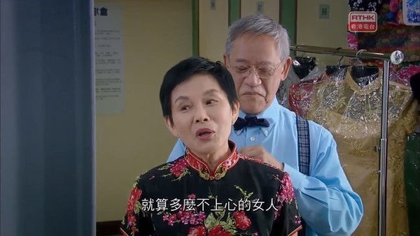 李影与吴耀汉拍过港台剧集。
