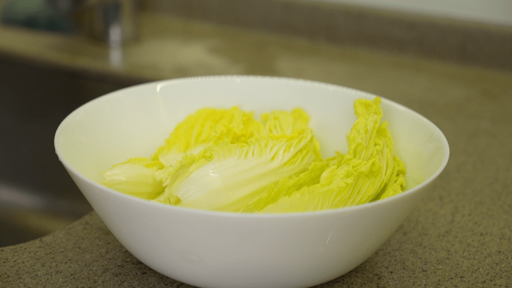 用杀菁（blanching）的方法处理蔬菜，就可以延长保存期。
