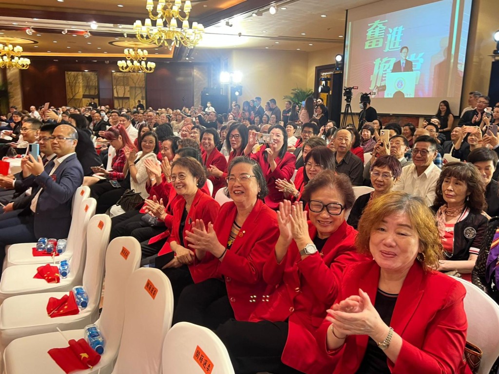 香港福建社團聯會召開國慶74周年慶祝大會。　記者孟鷺攝