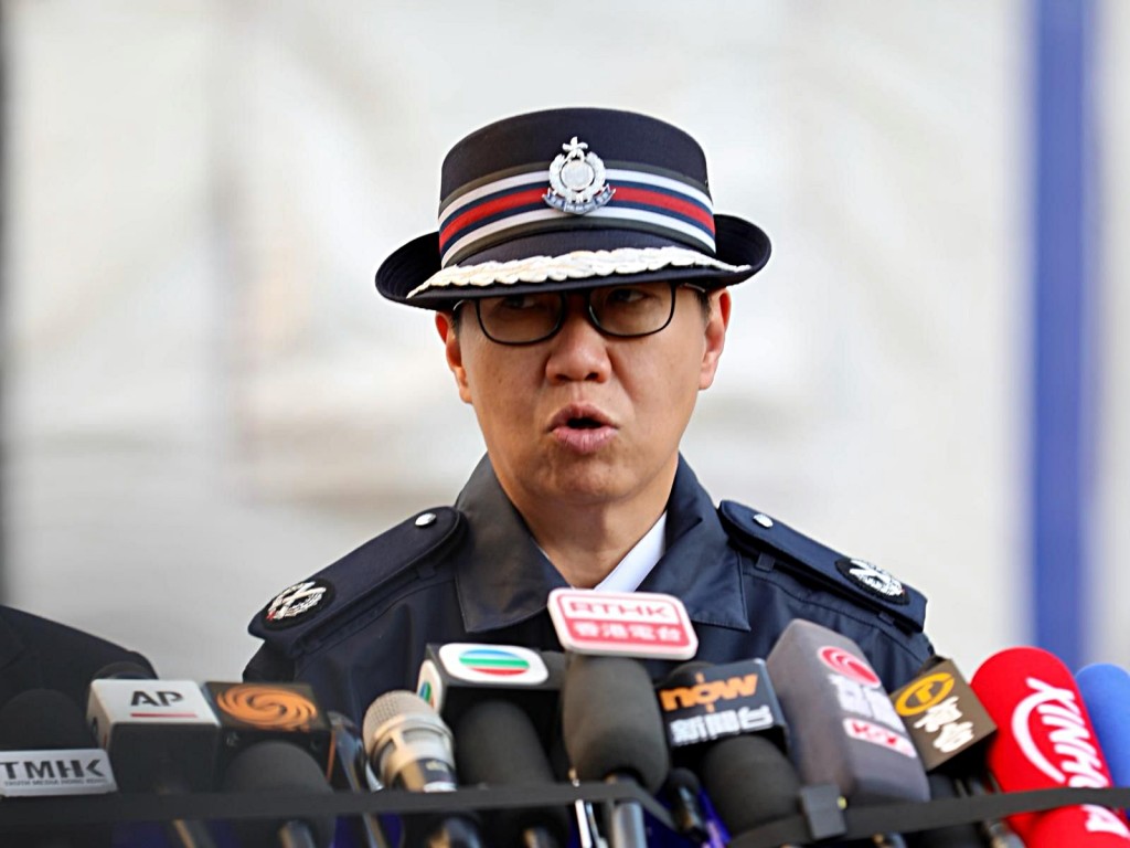 林敏嫻強忍眼淚表示希望給回一個名字給失蹤者。