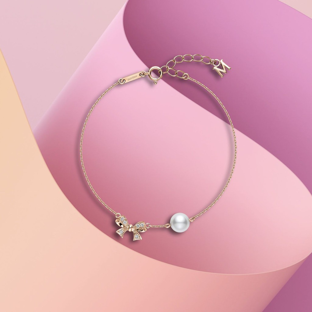 18K粉紅金手鏈配日本Akoya珍珠及鑽石。