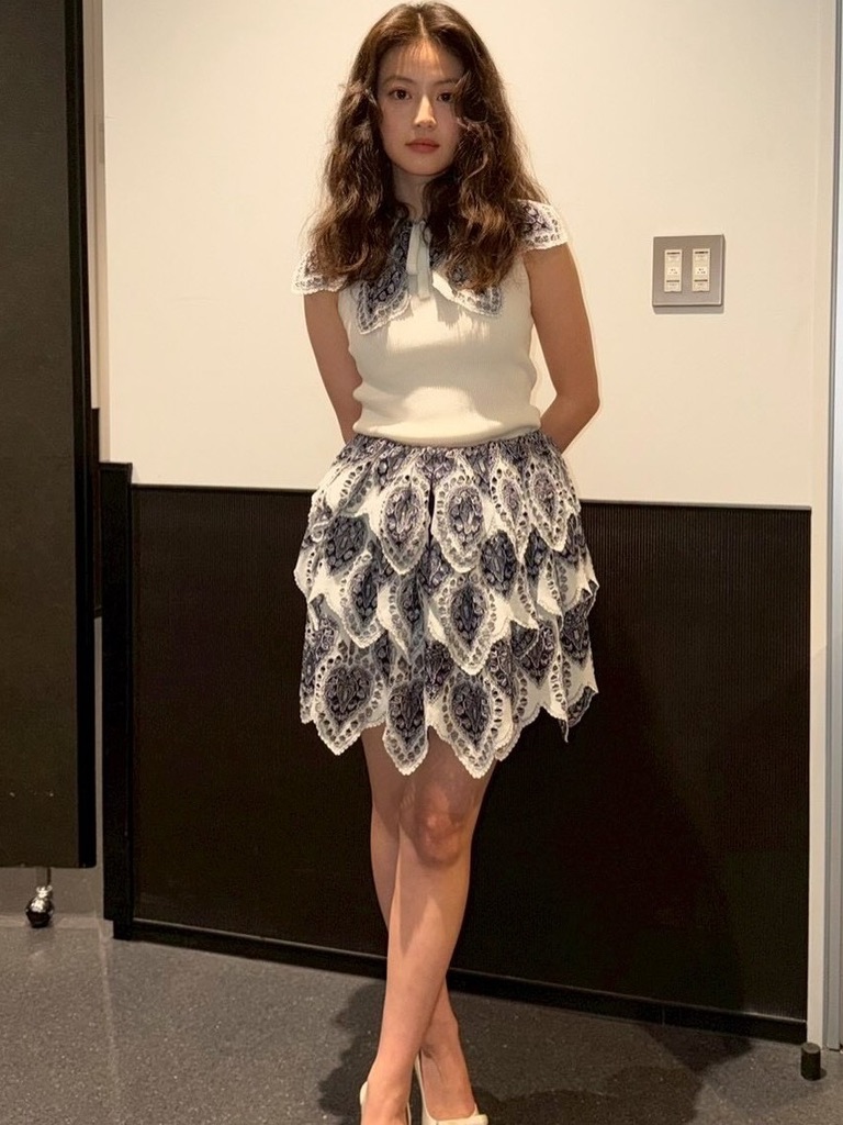 今田美櫻昨晚宣布明年3月關閉官網及粉絲俱樂部。
