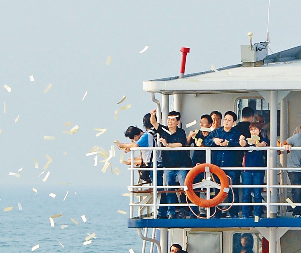 南丫海難三十九人罹難及近百傷，死者家屬一直要求召開死因研訊。