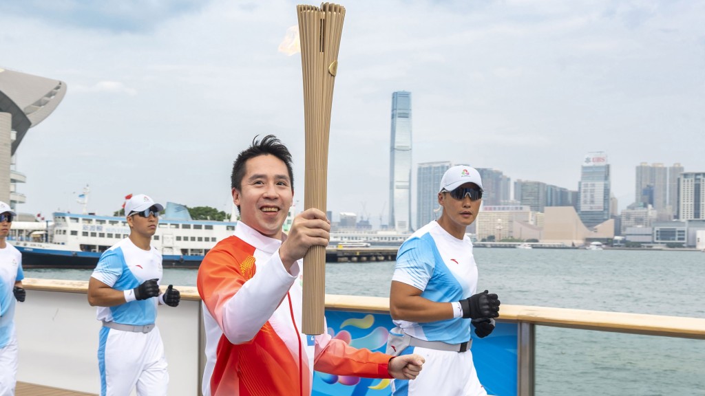 全運會︱新地郭基煇擔任火炬手：集團全力支持十五運會 展現盛事之都獨特魅力