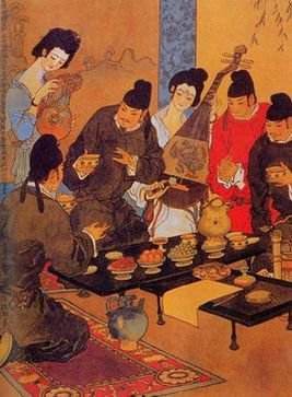据史料记载，当时长安城里的胡人酒肆多是中亚各国和波斯人所设