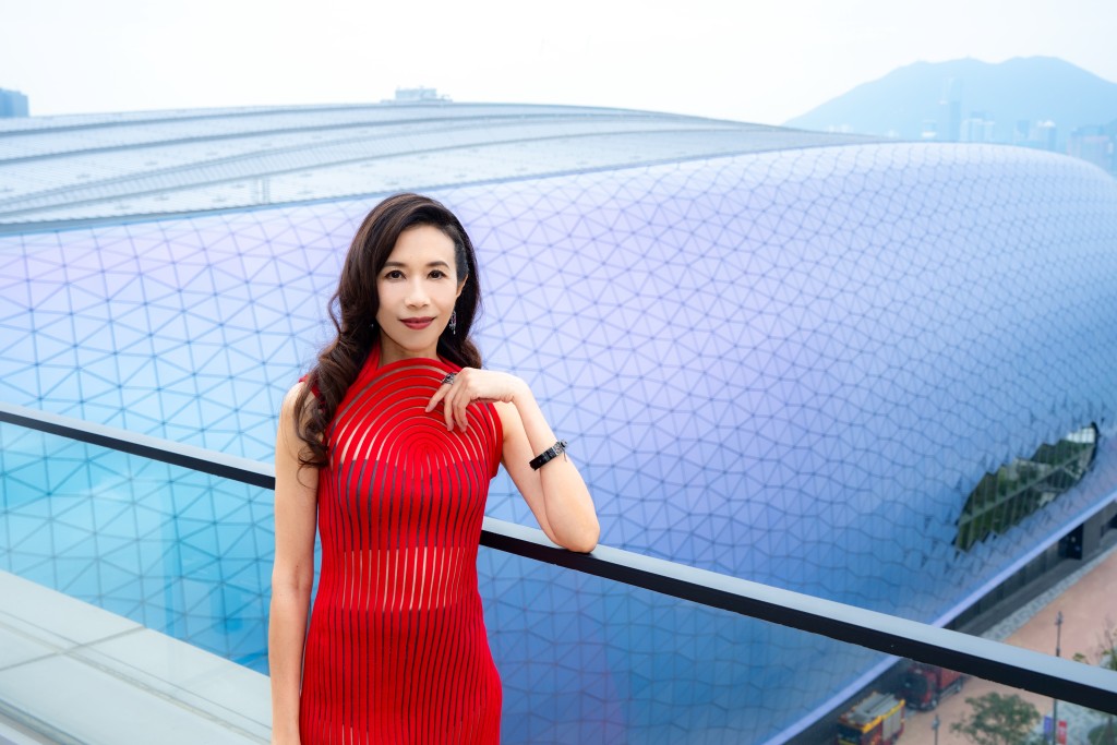 《莫文蔚 THE BIG BIG SHOW 大秀一場 香港站「家場」限定版》將於12月20日在啟德主場館隆重舉行。 《莫文蔚 THE BIG BIG SHOW 大秀一場 香港站「家場」限定版》將於12月20日在啟德主場館隆重舉行。