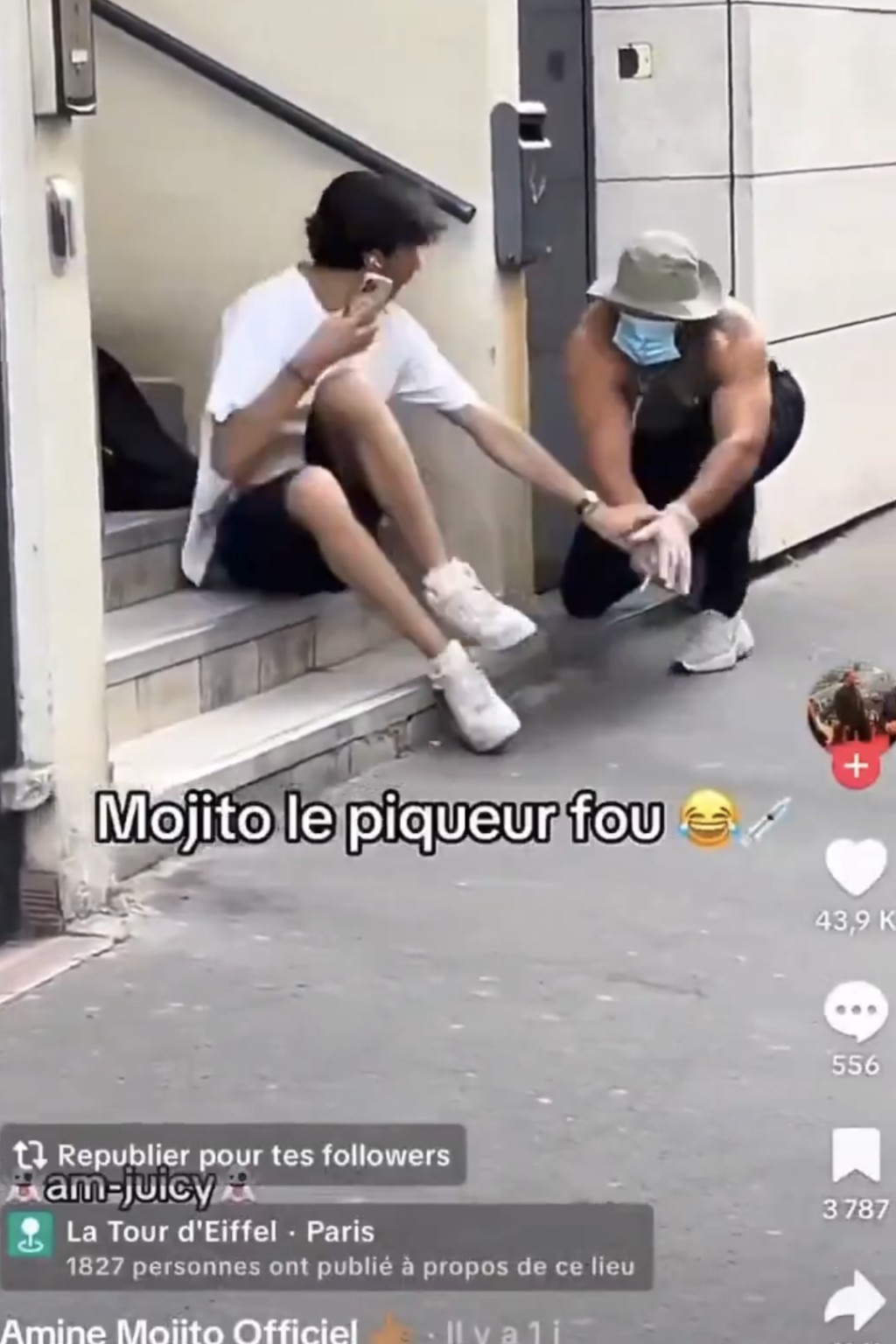法国男网红悄悄靠近街上的陌生人假装打空针吓人。 Amine Mojito Official