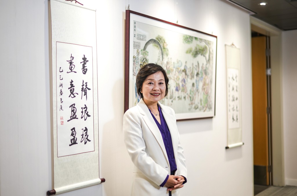 蔡若莲指发展教育，离不开安全与稳定的环境。何家豪摄